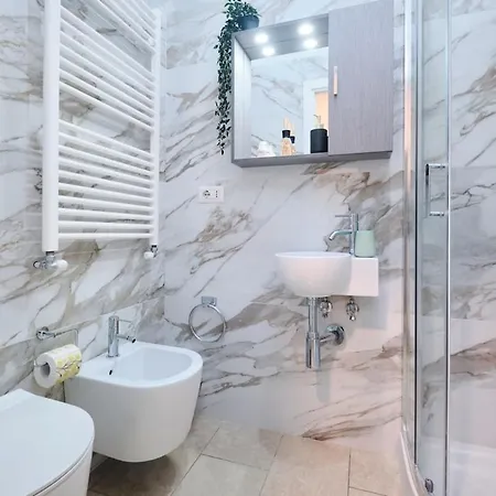 5 Cozy Pigneto Apt, Wifi & Ac