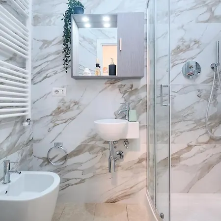 Appartamento 5 Cozy Pigneto Apt, Wifi & Ac